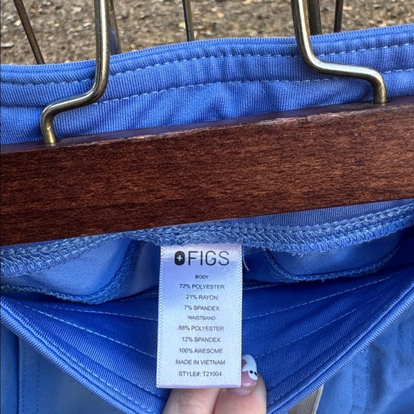Figs Azure Blue Pants - Picture 5 of 6